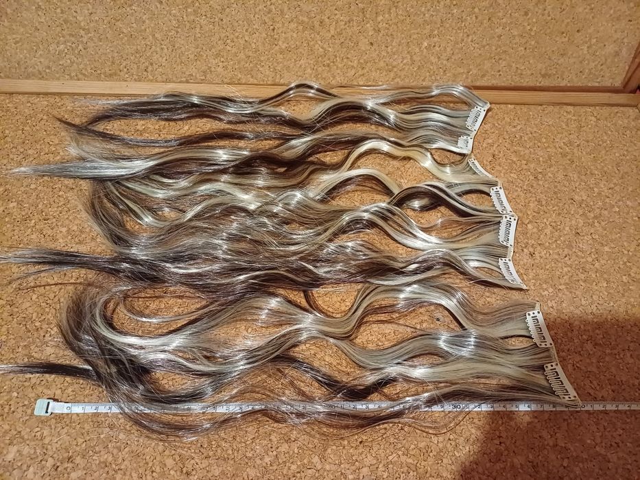 Extensão de cabelo com clips. Novo.