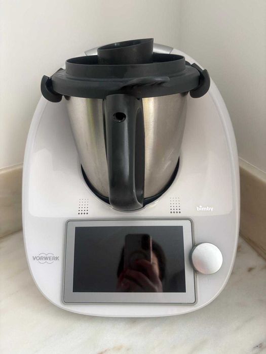 Vendo Bimby TM6 usada como nova.