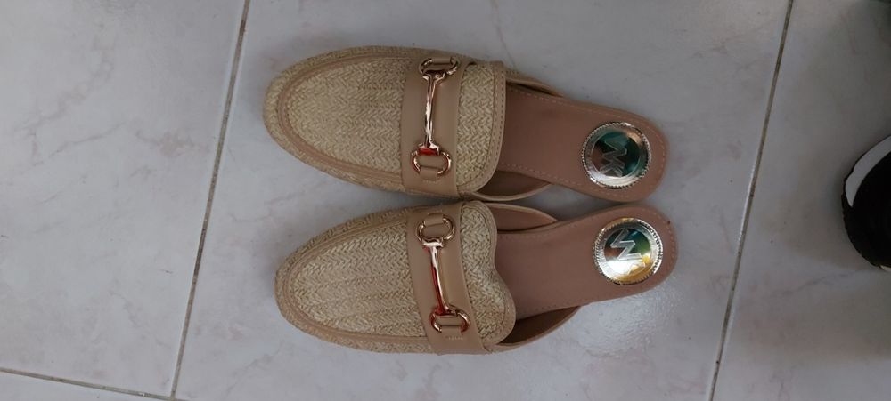 Sapatos senhora novo