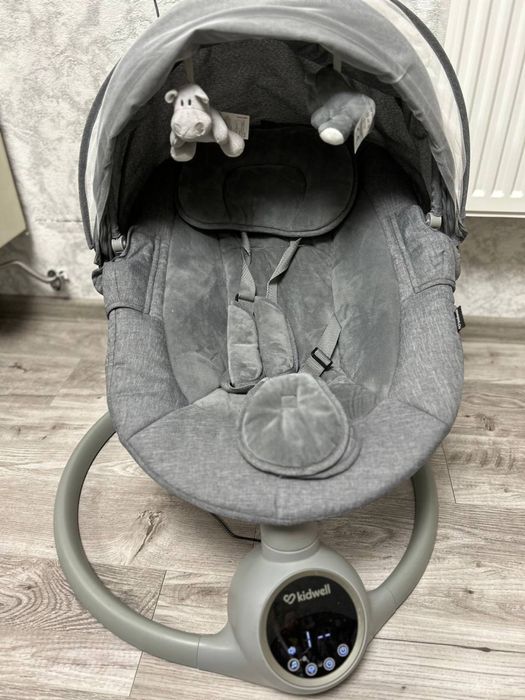 Заколисуючий центр kidwell. Кроватка. Колиска. Крісло качалка