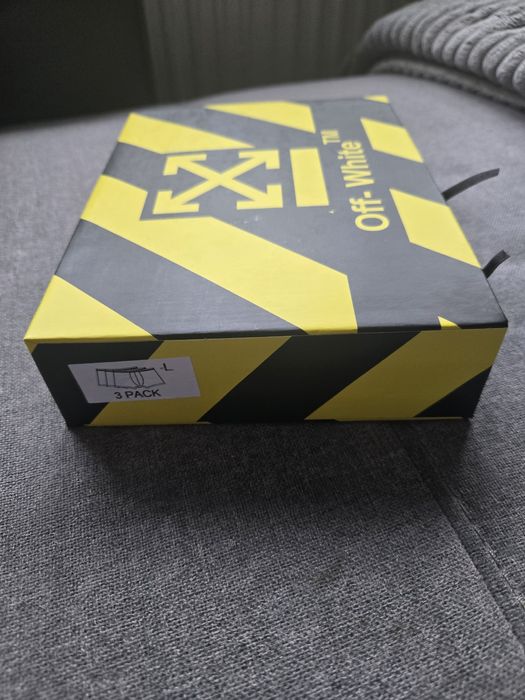 Bokserki 3-pack  rozmiar L firmy Off-White