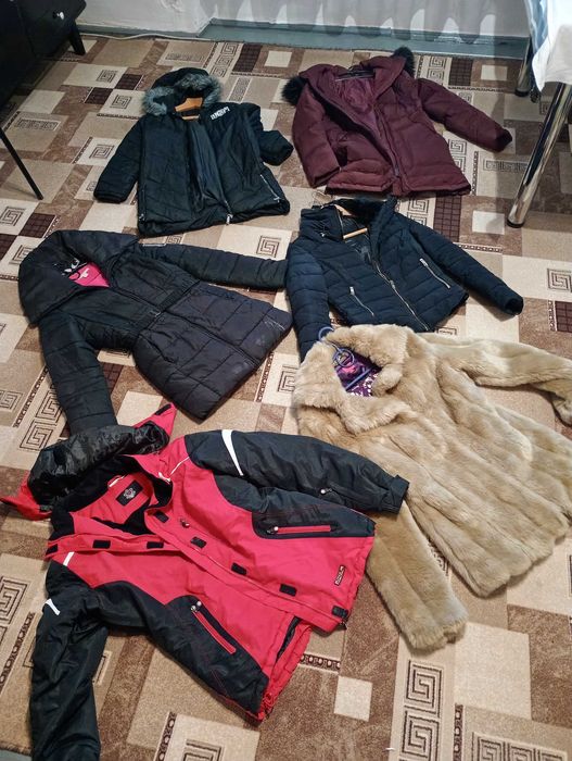 Куртки жіночі б/ у