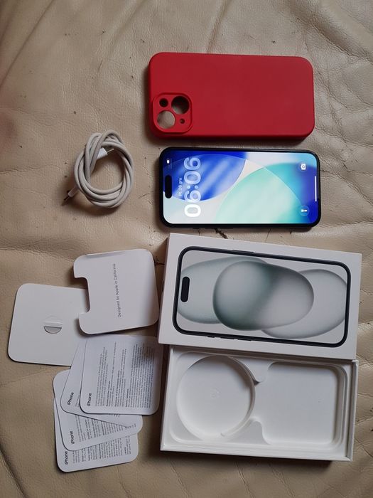 Iphone 15 128gb stan bdb w100%sprawny bateria 90% ORYGINALNE komplet