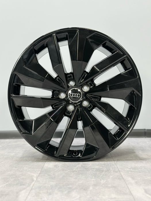 Оригінальні диски Audi e-tron S, Q8 5х112 R20. 4KE601025N