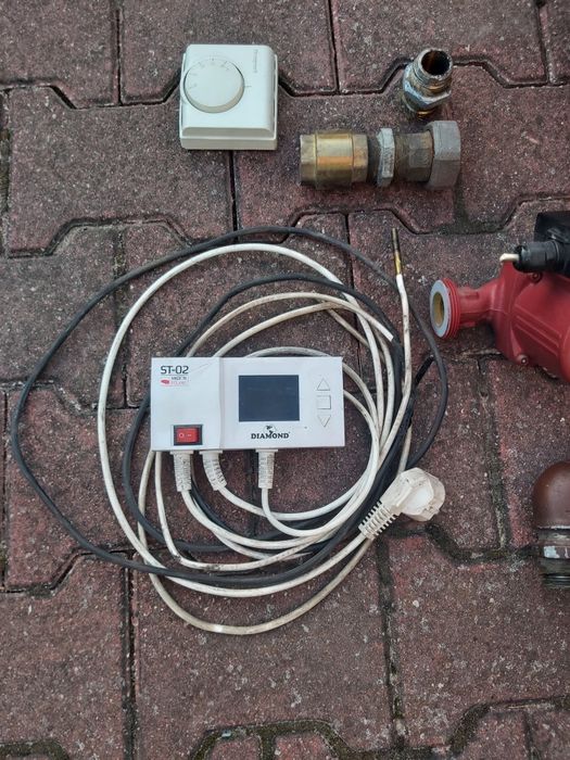 Części do kotłowni, hydraulika.