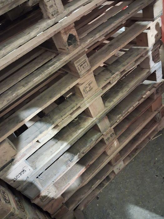 Sprzedam palety przemysłowe 120×100 , 120×80