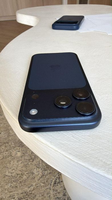 iPhone 17 pro na gwarancji