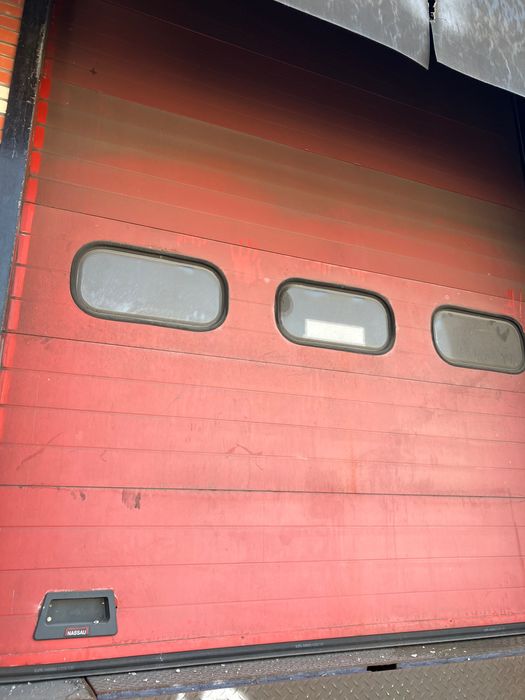 Brama bramy segmentowe  2,8m szeroka 3,2 m wysoka