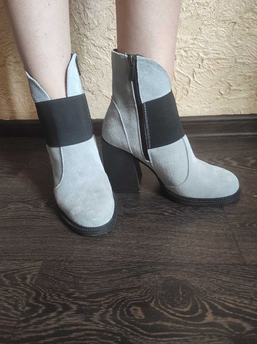 Ботильони, ботинки натуральна замша