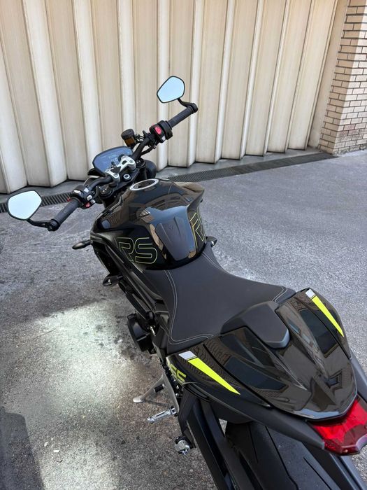 Triumph Street triple 765 rs 2024 Phanton Black, SC Project