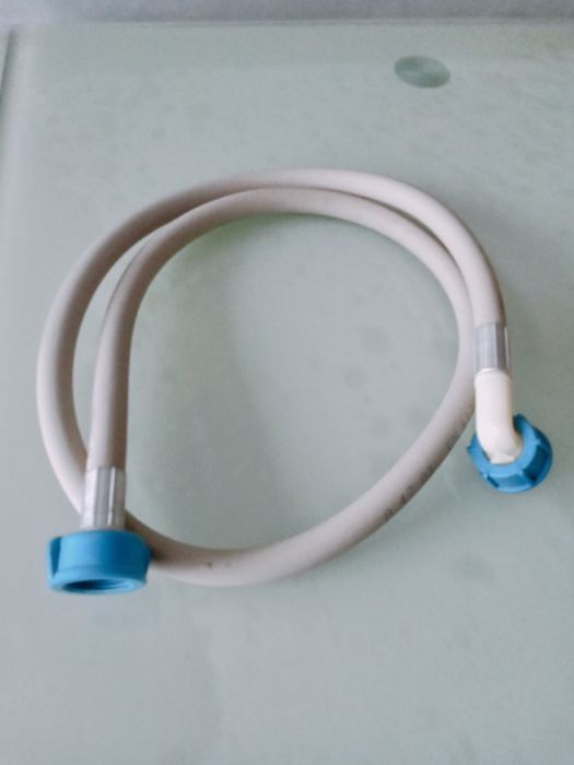 Шланг для подачі води