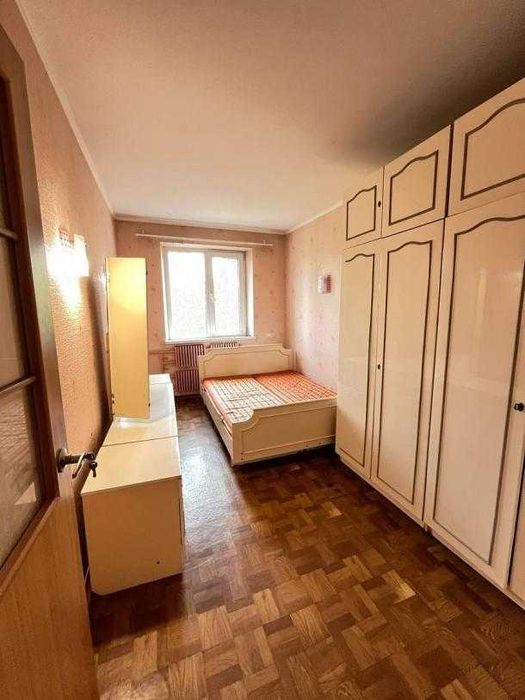Продам 2к.квартиру на Салтовке,метро Студенческая
