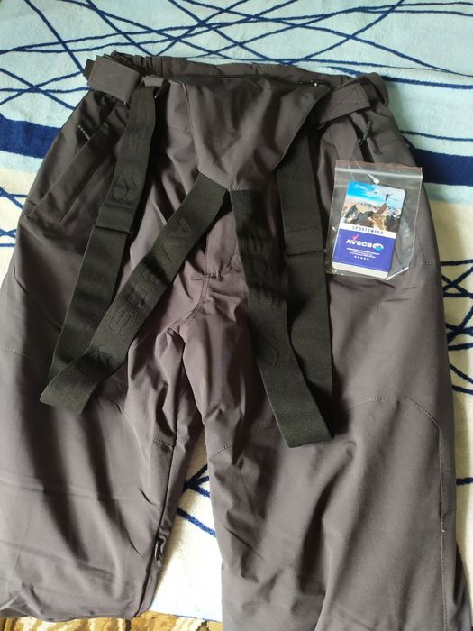 Продам фирменные лыжные штаны