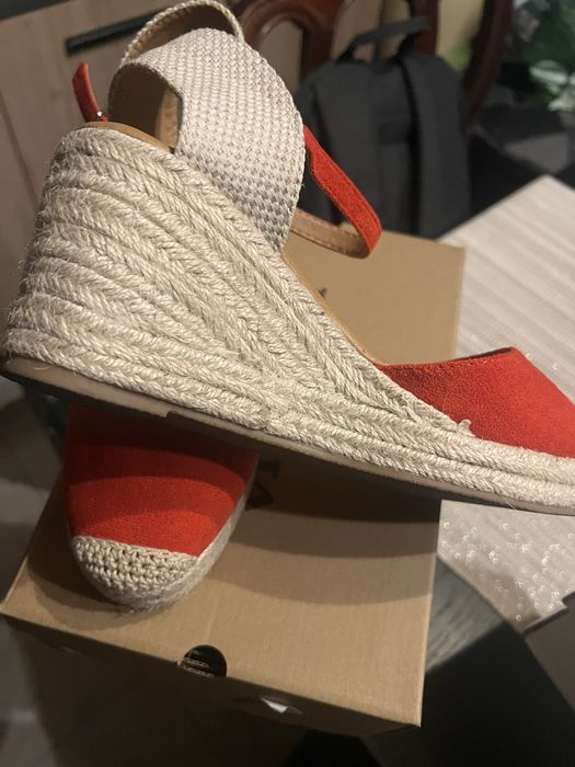 Sandalias de cunha n 39