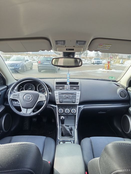 Samochód osobowy Mazda 6