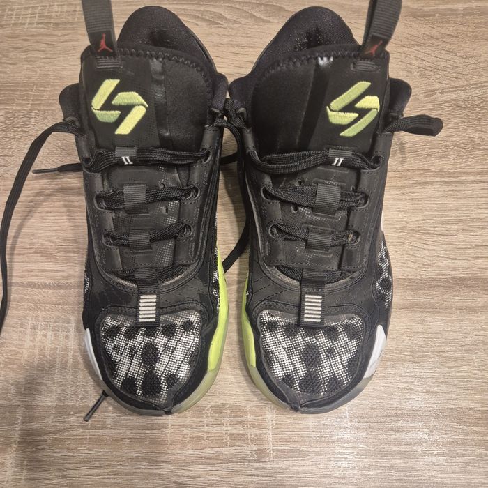 Air Jordan Luka 2 "Black Volt"