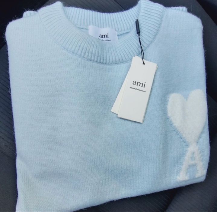 Свитер в стиле  Амі