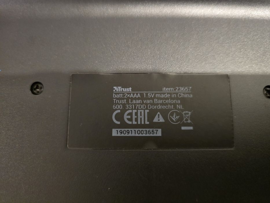 Vendo teclado +Rato Wi-Fi Sem fios