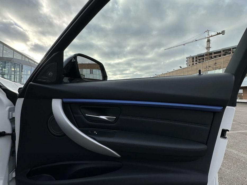 BMW 3 Series 2019 VIN WBA8L11040FH12801 фото оголошення 19 з 24
