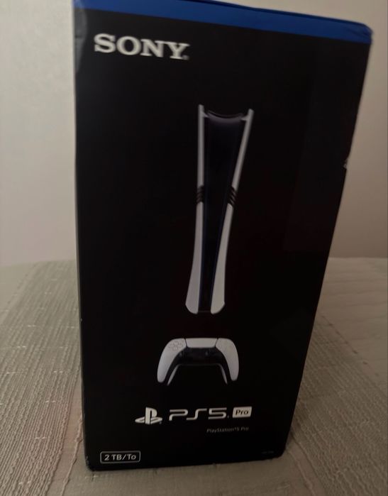PS5 pro fechada e nunca aberta
