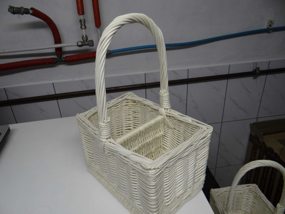 prezent na wesele koszyk na butelki