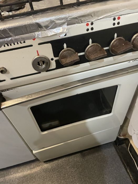 Продам робочу газову плитку бу