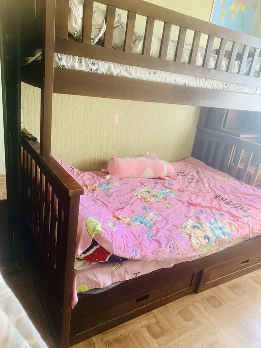 Ліжко двухярусне