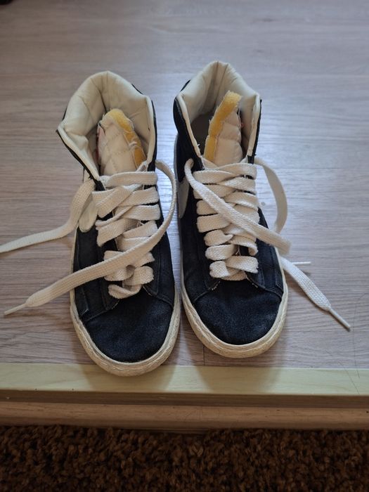 Продам  высокие винтажые кеды Nike Blazerr