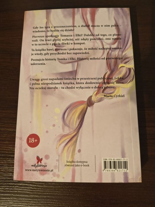 Książka "Tylko na papierze"