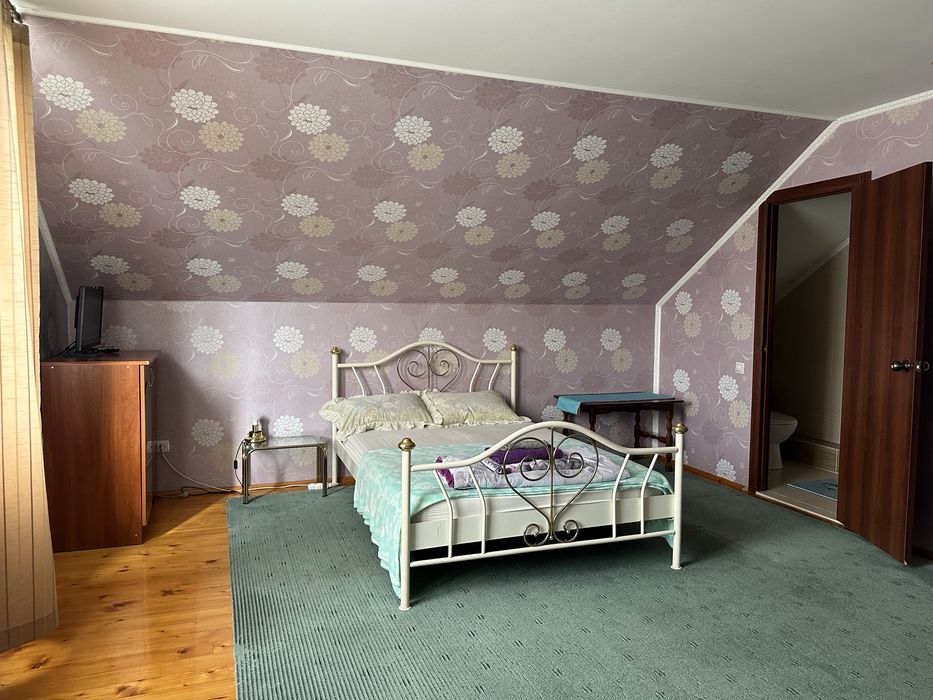 Здається житло подобово