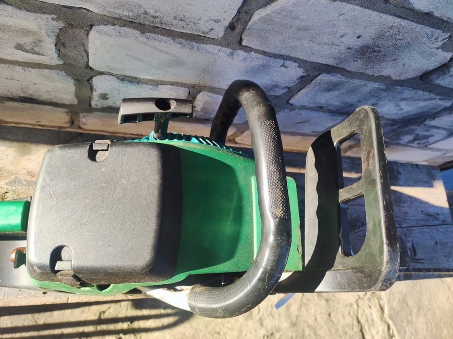 Бензопила продам