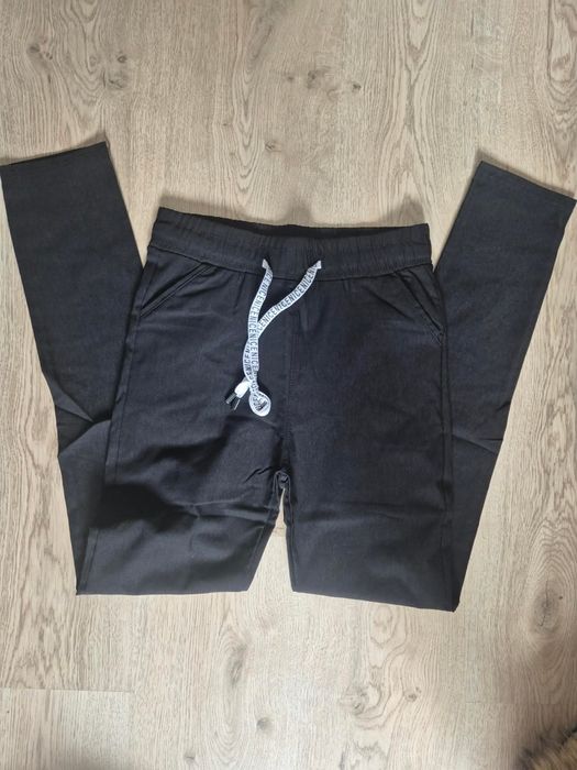Legginsy z troczkami