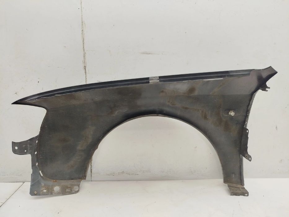 Guarda-lamas direito AUDI A6 Avant (4B5, C5)