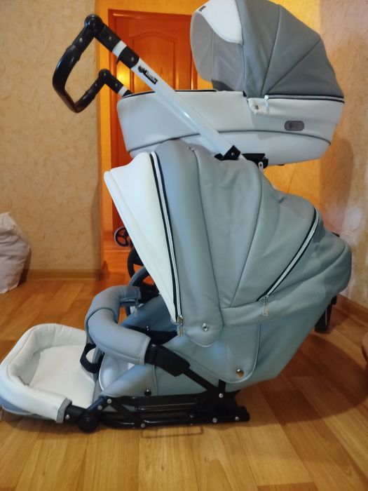 Продам дитячу коляску! Б/у в гарному стані.