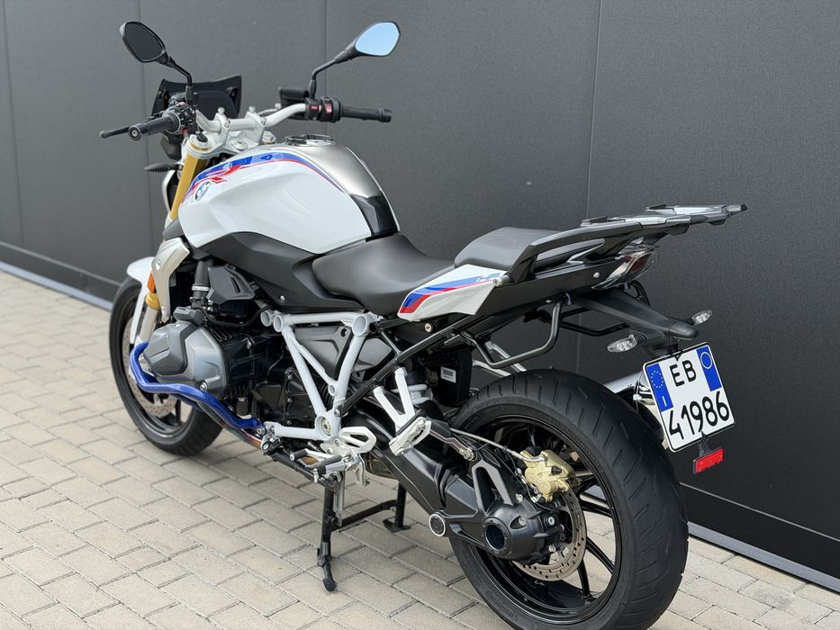 2021 BMW R1250R HP