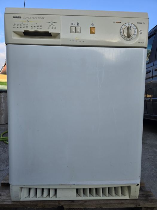 Maquina secar de roupa Zanussi