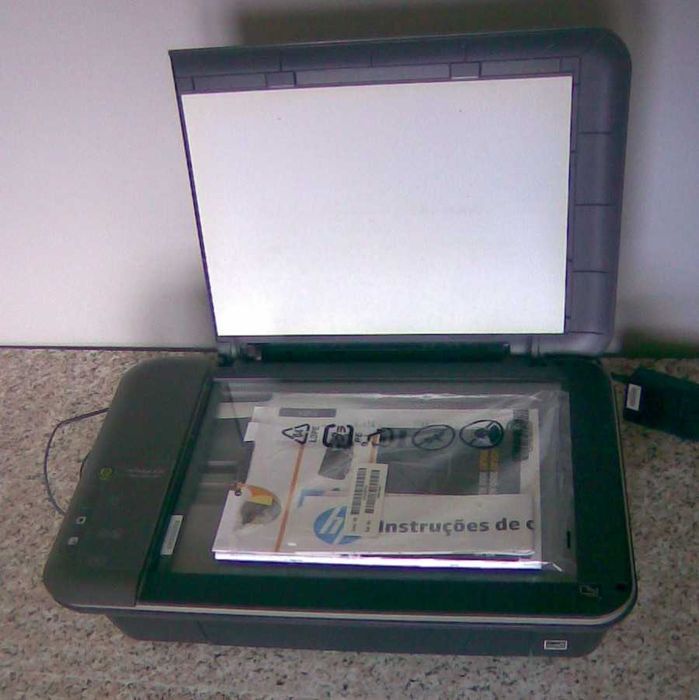 Impressora multifunções HP Deskjet 1050