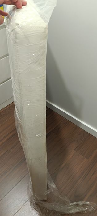 Cabeceira de cama solteiro pele