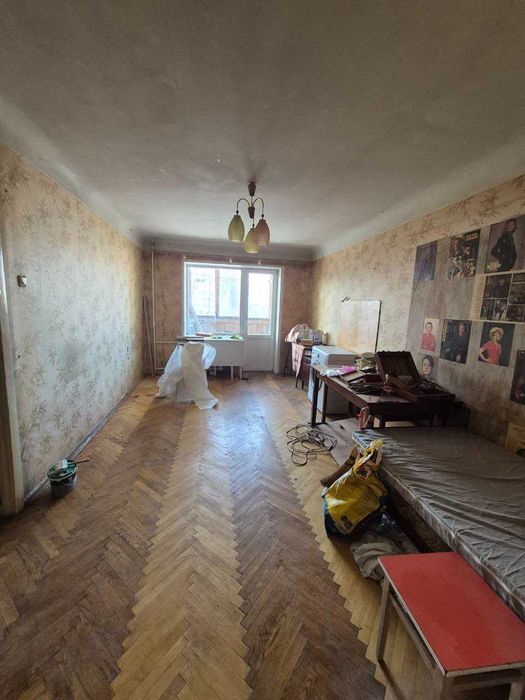 Продаж 2х Харківське шосе 12,  на 3м поверсі,