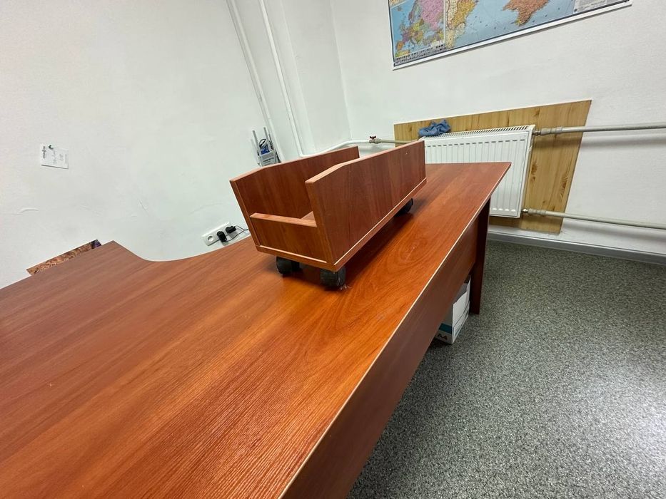 Столи в асортименті Меблі