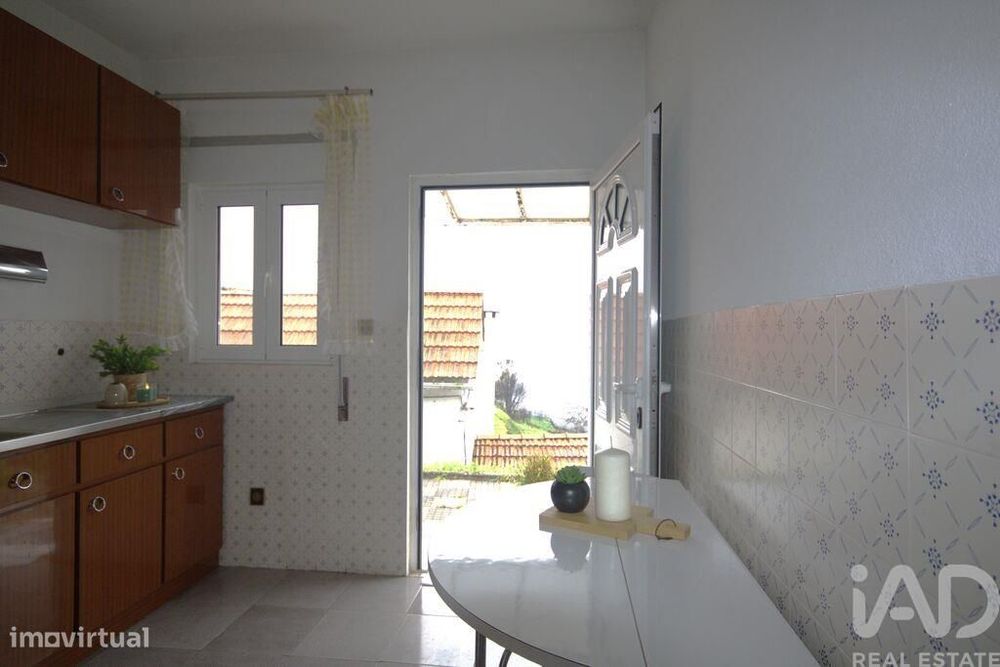 Moradia isolada T2 em Mões de 105 m2