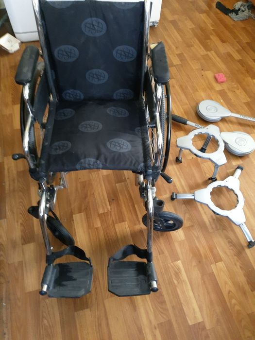 Инвалидная коляска Италия с ручным приводом