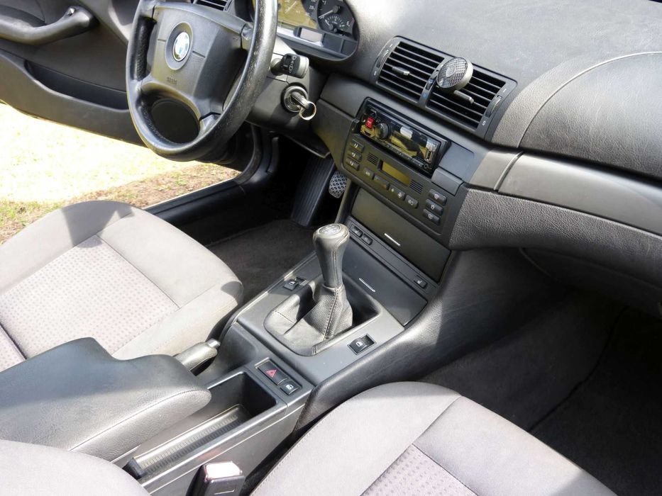 BMW 3 2003 photo 4