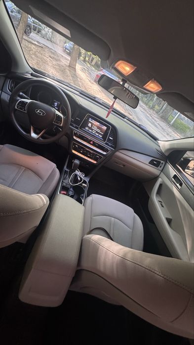 Hyundai sonata SE 2018