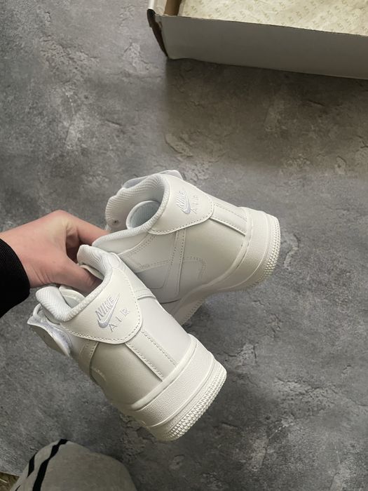 Air force 1 mid