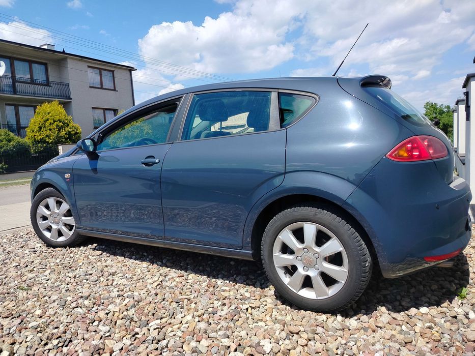 Samochód osobowy seat leon