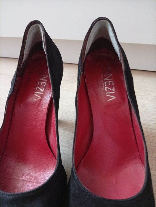 Buty damskie na obcasie