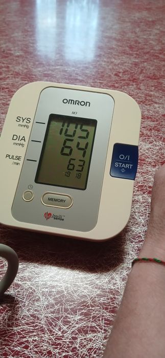 Тонометр  Омron в наявності