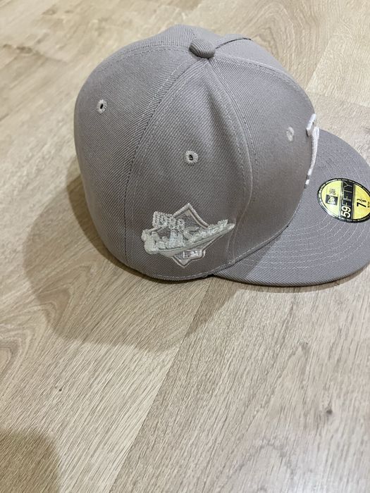 Czapka new era szara