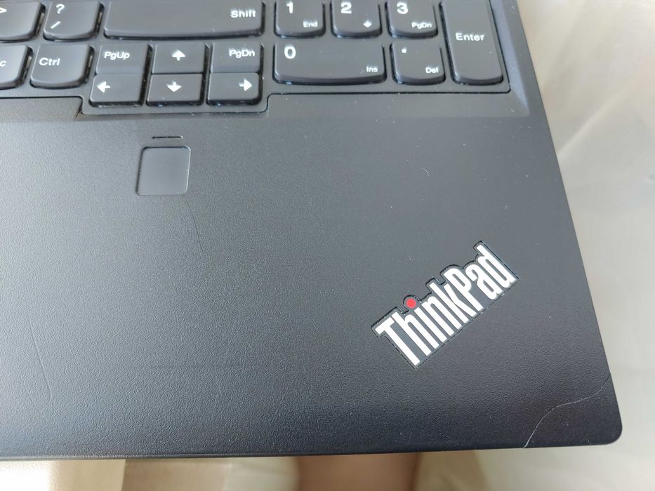 Lenovo Thinkpad P50 i7-6820HQ 16GB ssd 256GB nVidia m1000m 4GB FHD+IPS